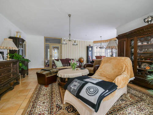 Wohn- und Esszimmer - 
