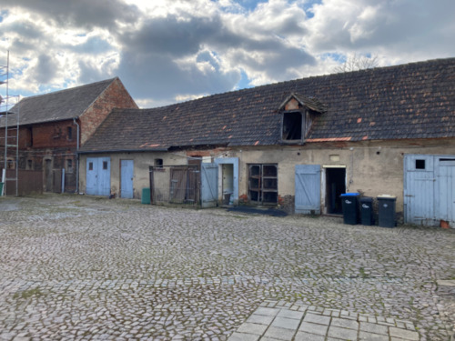 Stallungen - 