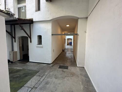 Rückseite Vorderhaus - Mehrfamilienhaus, Wohnhaus in Wiesbaden zum Kaufen