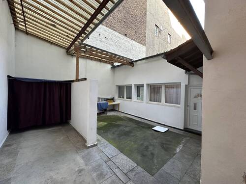 Hinterhaus - 