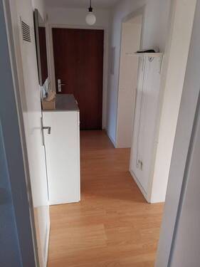 Gang - 3 Zimmer Etagenwohnung in Mühlacker