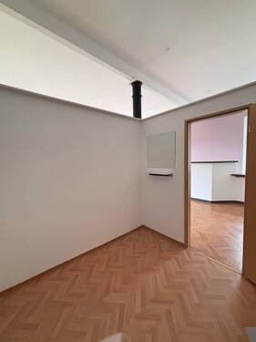 Arbeitszimmer - Büro mit 90,00 m&sup2; in Ronneburg zur Miete