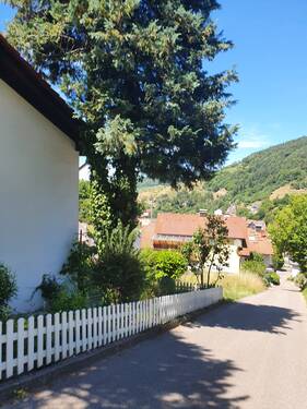 Straßenseite - 