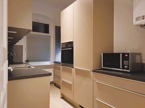 02 - 2 Zimmer Etagenwohnung zur Miete in Berlin