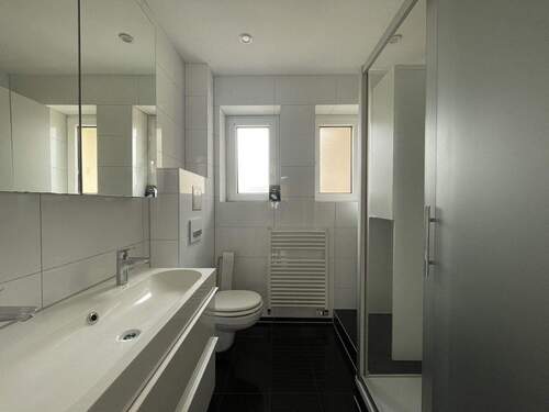 Duschbad mit Fenster - 