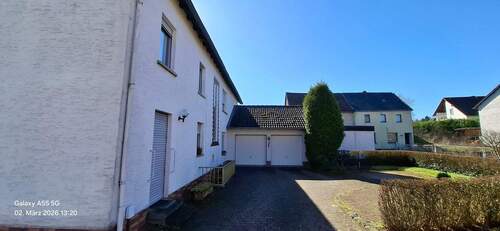Doppelgarage mit Hof - 9 Zimmer Mehrfamilienhaus, Wohnhaus in Wittlich