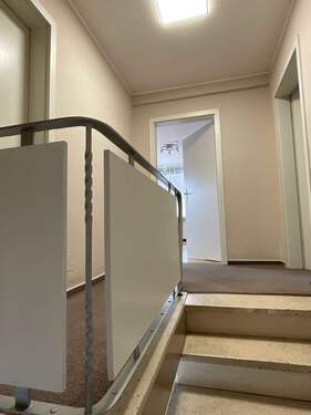 Haus 41_1.OG.Treppenhaus.Flur. - 
