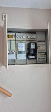 Haus 41_Stromkasten - 