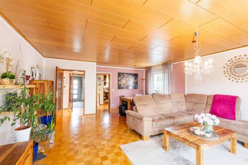 Wohnzimmer EG - 6 Zimmer Einfamilienhaus zum Kaufen in Bietigheim-Bissingen