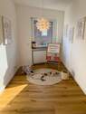 Kinderzimmer-/ Büro - 