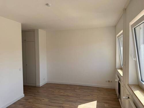 IMG_0985.JPEG - 1 Zimmer Büro zur Miete in Giebelstadt