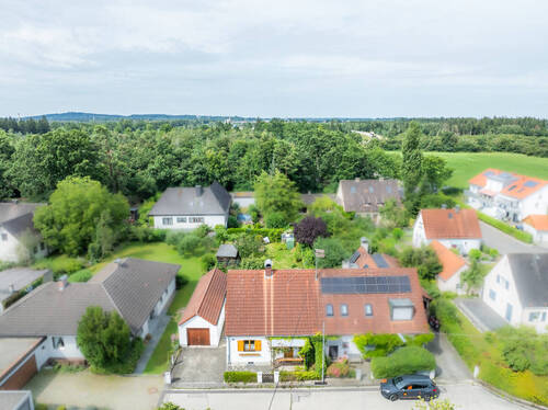 Ansicht Osten - DHH auf traumhaftem Grundstück in Kaufering-West (renovierungsbedürftig)