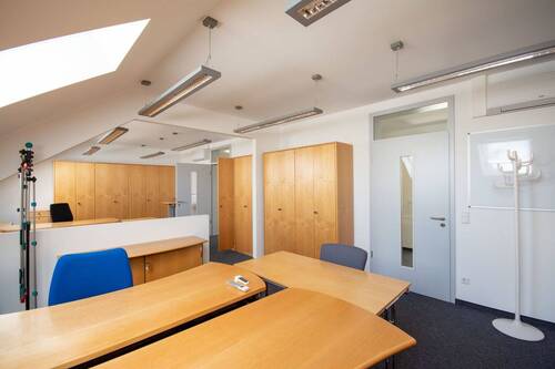 Beispiel Büro DG - 
