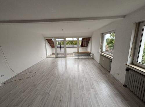 Wohnzi. - 3 Zimmer Etagenwohnung in Flieden