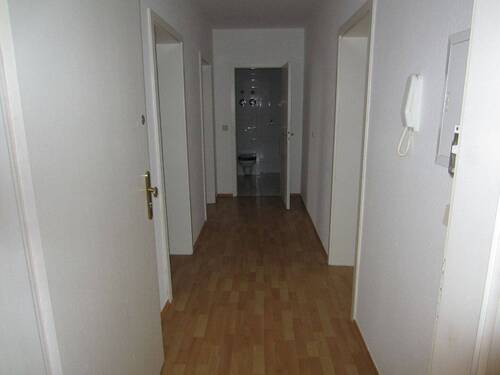 01 Flur - 