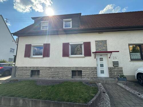 Hausansicht - 4 Zimmer Einfamilienhaus zum Kaufen in Schömberg