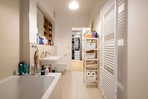 Vollbad mit Badewanne - 