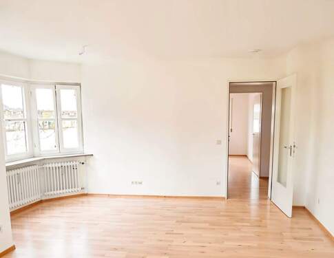 Wohnzimmer mit Erker - 