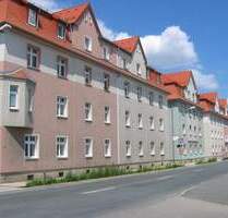 3-Raum-Wohnung mit Balkon - 425,00 EUR Kaltmiete, ca.  70,80 m² Wohnfläche in Zeulenroda-Triebes (PLZ: 07937)
