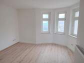 Wohnzimmer - Etagenwohnung mit 70,80 m² in Zeulenroda-Triebes zur Miete
