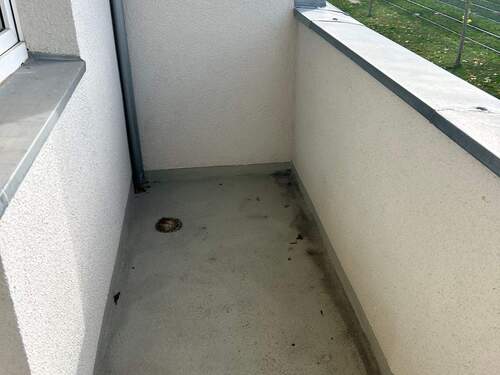 Balkon straßenseitig - 