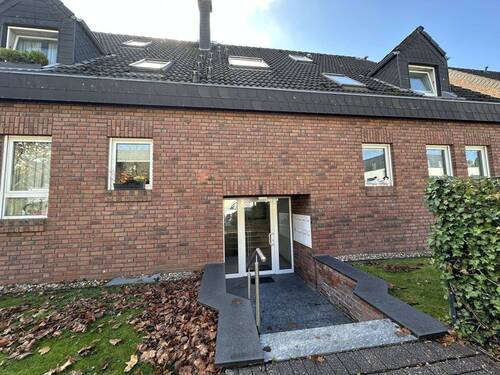 Hausansicht - 2 Zimmer Etagenwohnung zur Miete in Meerbusch