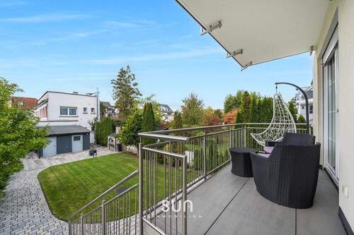 GEMÜTLICHER BALKON - 1 Zimmer Mehrfamilienhaus, Wohnhaus zum Kaufen in Neu-Isenburg