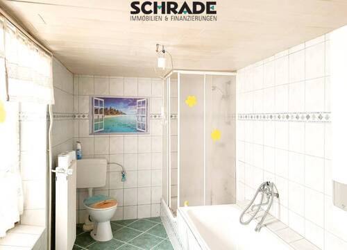 ...modernes Familienkomplettbad - 