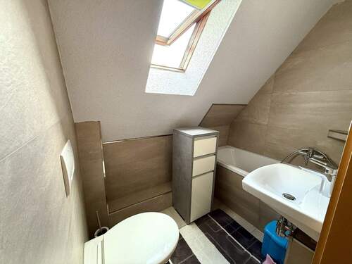 Bad Dachgeschoss - Reihenendhaus mit 80,00 m&sup2; in Recklinghausen zum Kaufen