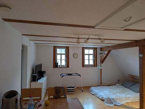 Büroraum - zentrale Büroeinheit am Markt. - 250,00&nbsp;EUR Kaltmiete, ca.&nbsp; 39,10&nbsp;m&sup2;&nbsp;Wohnfl&auml;che