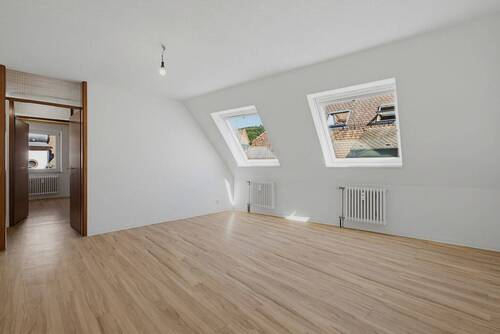 Wohnzimmer - Etagenwohnung mit 75,00 m&sup2; in Ettlingen zum Kaufen