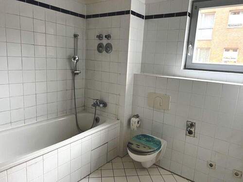 Bad Bild 1 - 2 Zimmer Etagenwohnung zum Kaufen in Berlin