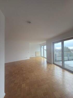 Wohnzimmer - 2 Zimmer Etagenwohnung zur Miete in Dietzenbach