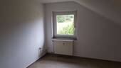 Bild 1 - Sehr schöne renovierte Dachgeschoss-Wohnung 1,5 ZKB