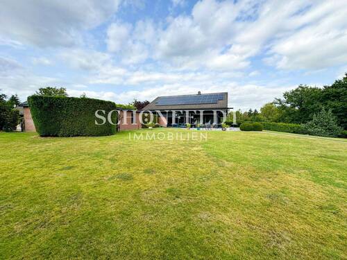 Blick zum Haus - 