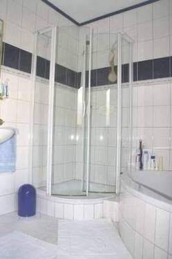 600_7BF270C956EE41E49630A33FE38541A6 - 