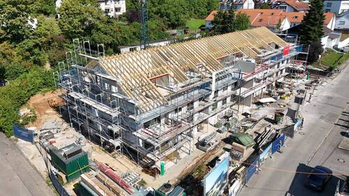 Aktuell im Bau (Bild von August) - 3 Zimmer Etagenwohnung zum Kaufen in Nürtingen