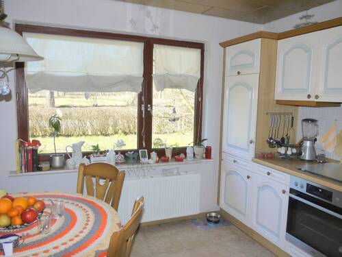 Küche - 9 Zimmer Einfamilienhaus in Friedeburg