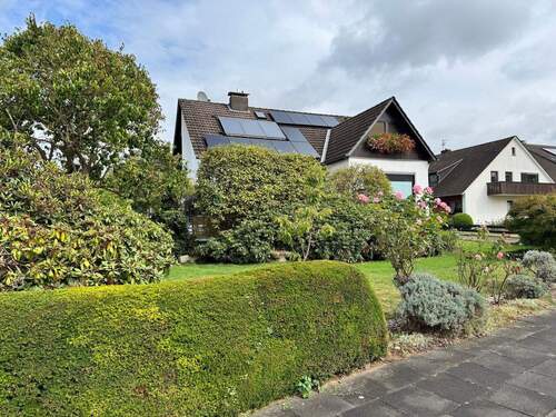 seitliche Ansicht - Hiddenhausen - EFH mit Einliegerwohnung