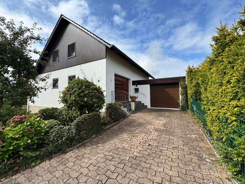 Eingangsbereich - Einfamilienhaus mit 171,70 m&sup2; in Hiddenhausen zum Kaufen