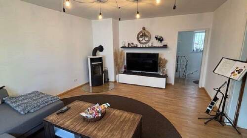 Wohnzimmer mit Kamin - 