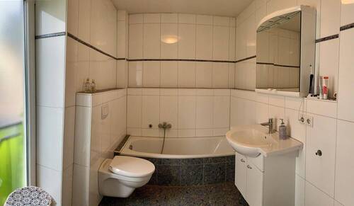 Helles Badezimmer - 