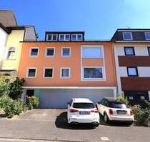 Leerstehendes 3 Familienhaus in zentraler ruhiger Lage - mit großer Gartenwohnung - Solingen Gräfrath