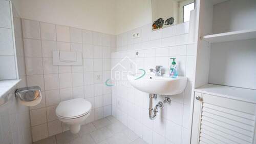WC - 