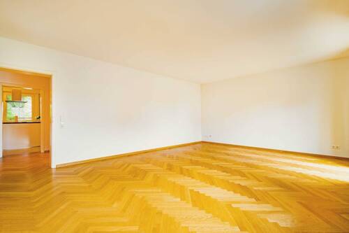 Wohnzimmer - 5 Zimmer Etagenwohnung in Freiburg im Breisgau