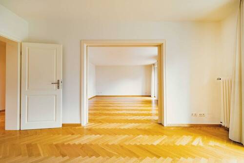 Offen gestalteter Wohn- Essbereich - 