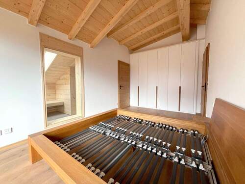 Master-Schlafzimmer (Verkaufte Wohnung im Haus B) - 