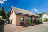 Außenansicht - 8 Zimmer Einfamilienhaus zum Kaufen in Hennef / Geistingen