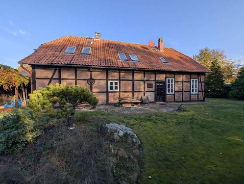  Hauptbild - Fachwerkhaus mit vielen Möglichkeiten! (MA-1020-117)