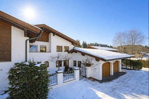 Zugang zum Haus - Einfamilienhaus mit 297,00 m&sup2; in Krün zum Kaufen